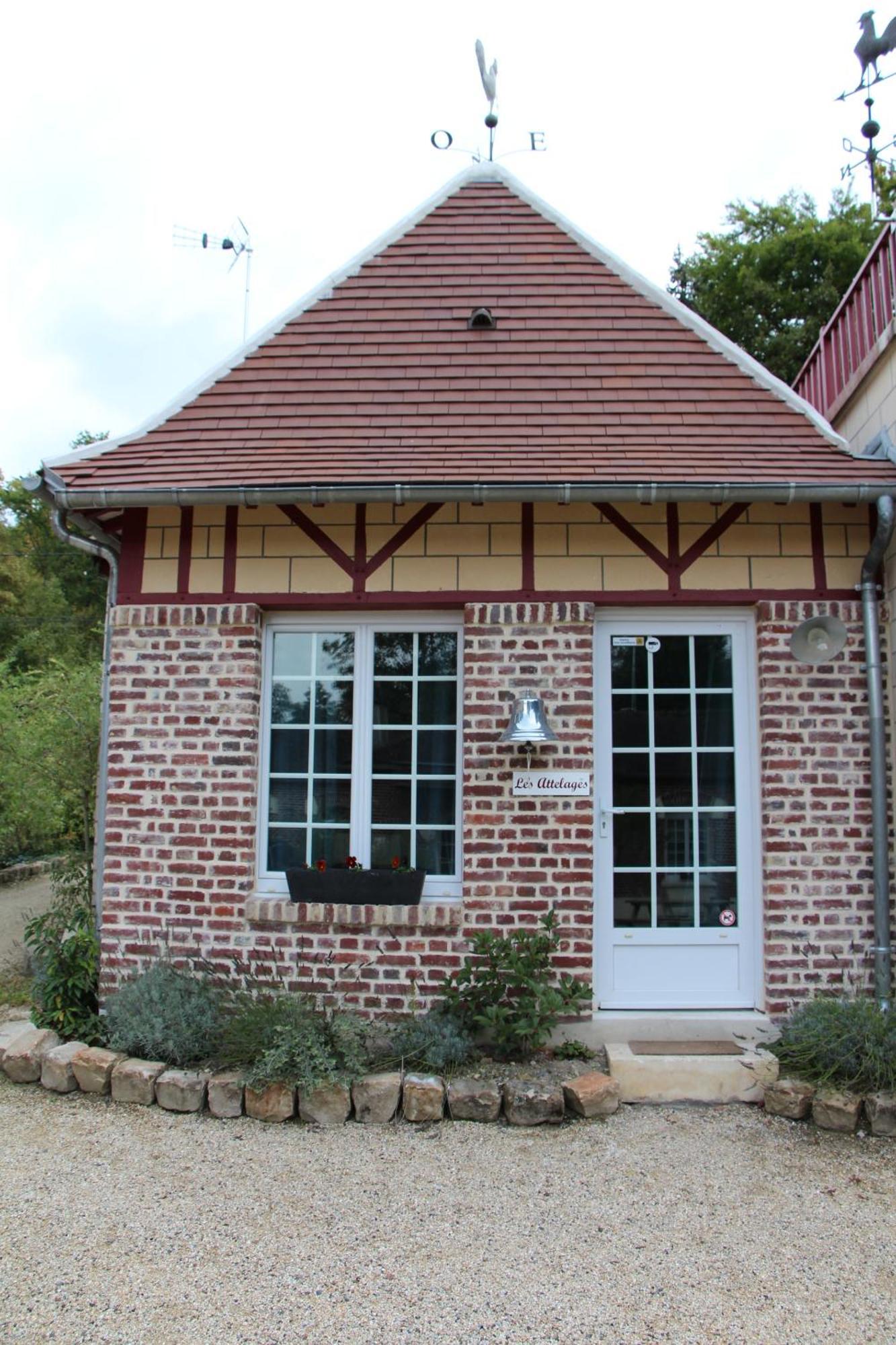 L'ecurie De Vieux-moulin Casa de hóspedes Vieux-Moulin (Oise)
